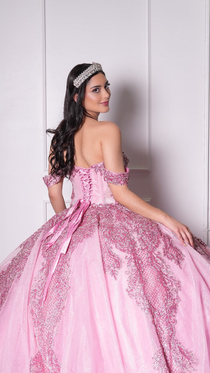Vestido de XV años Rosa Pastel de Glitter y Mangas Campesinas