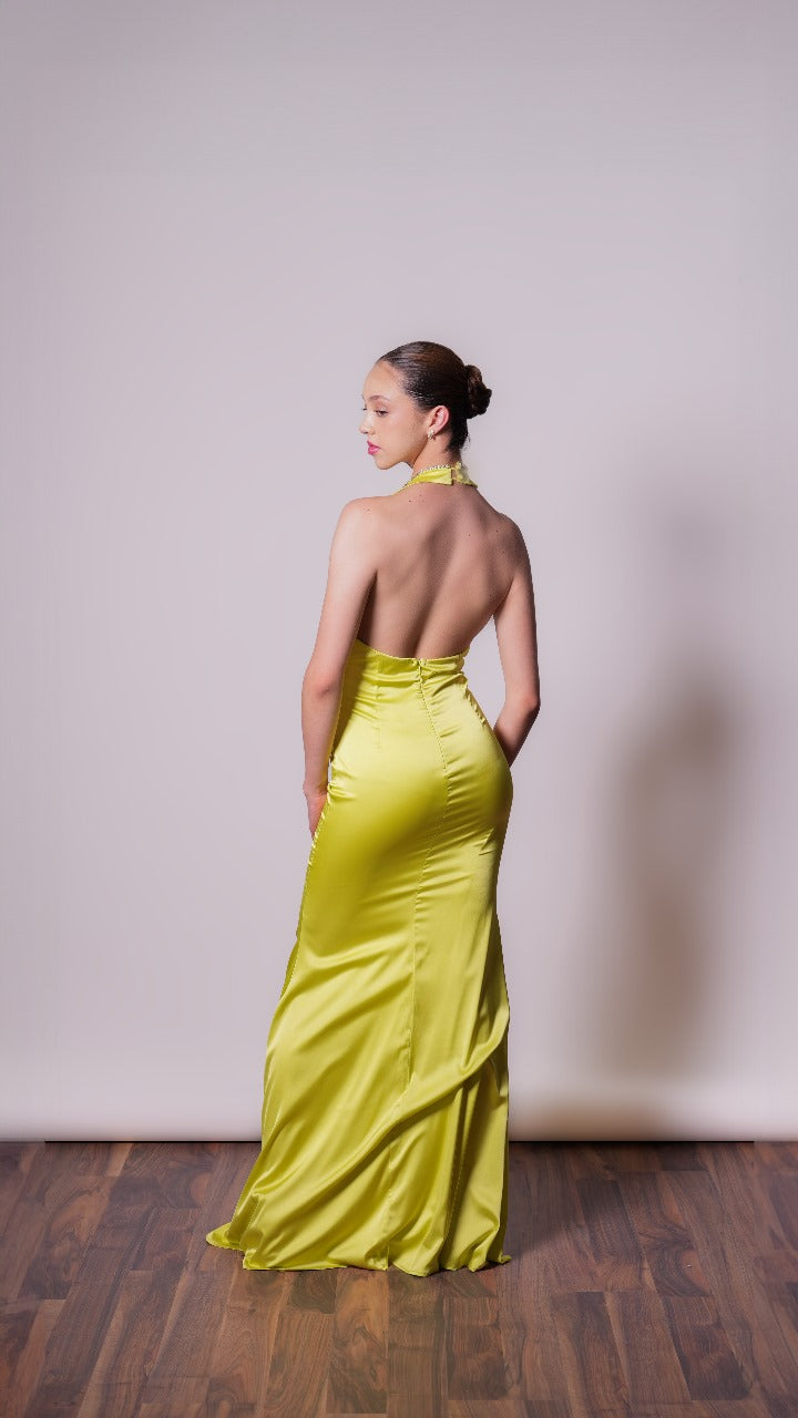 Vestido Amarillo Halter Nudo en Abdomen