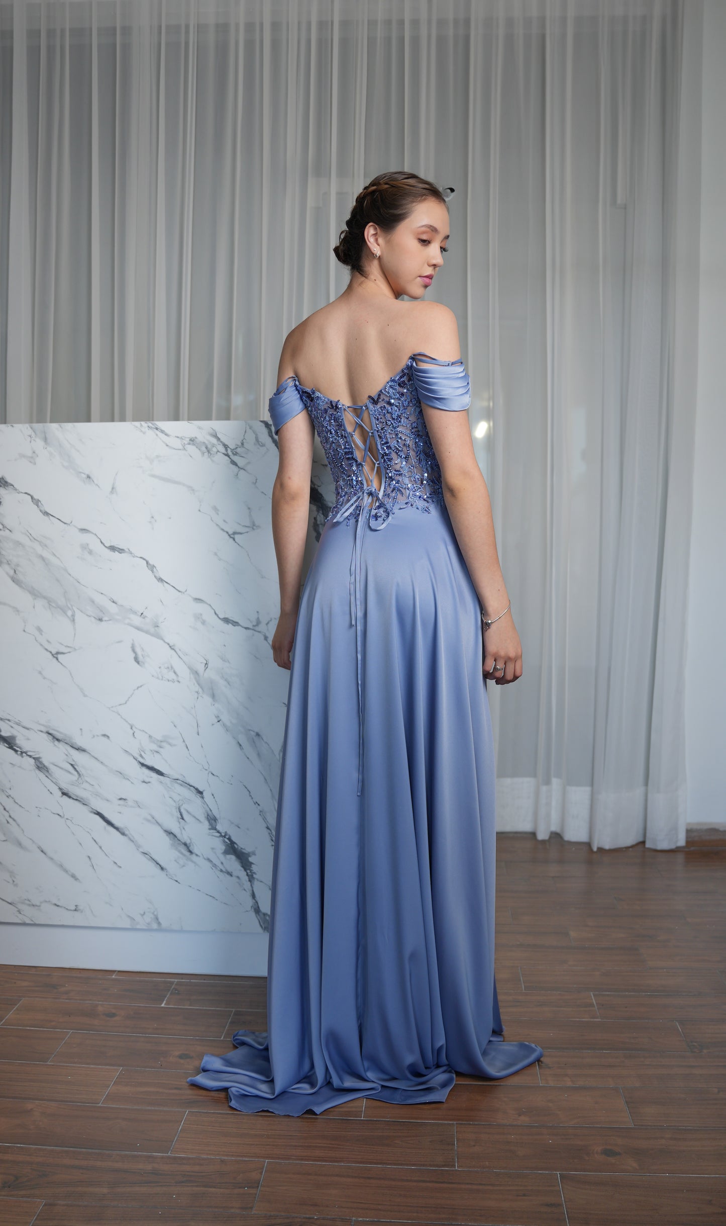Vestido Azul Corte A Detalles En Abdomen Mangas Caídas