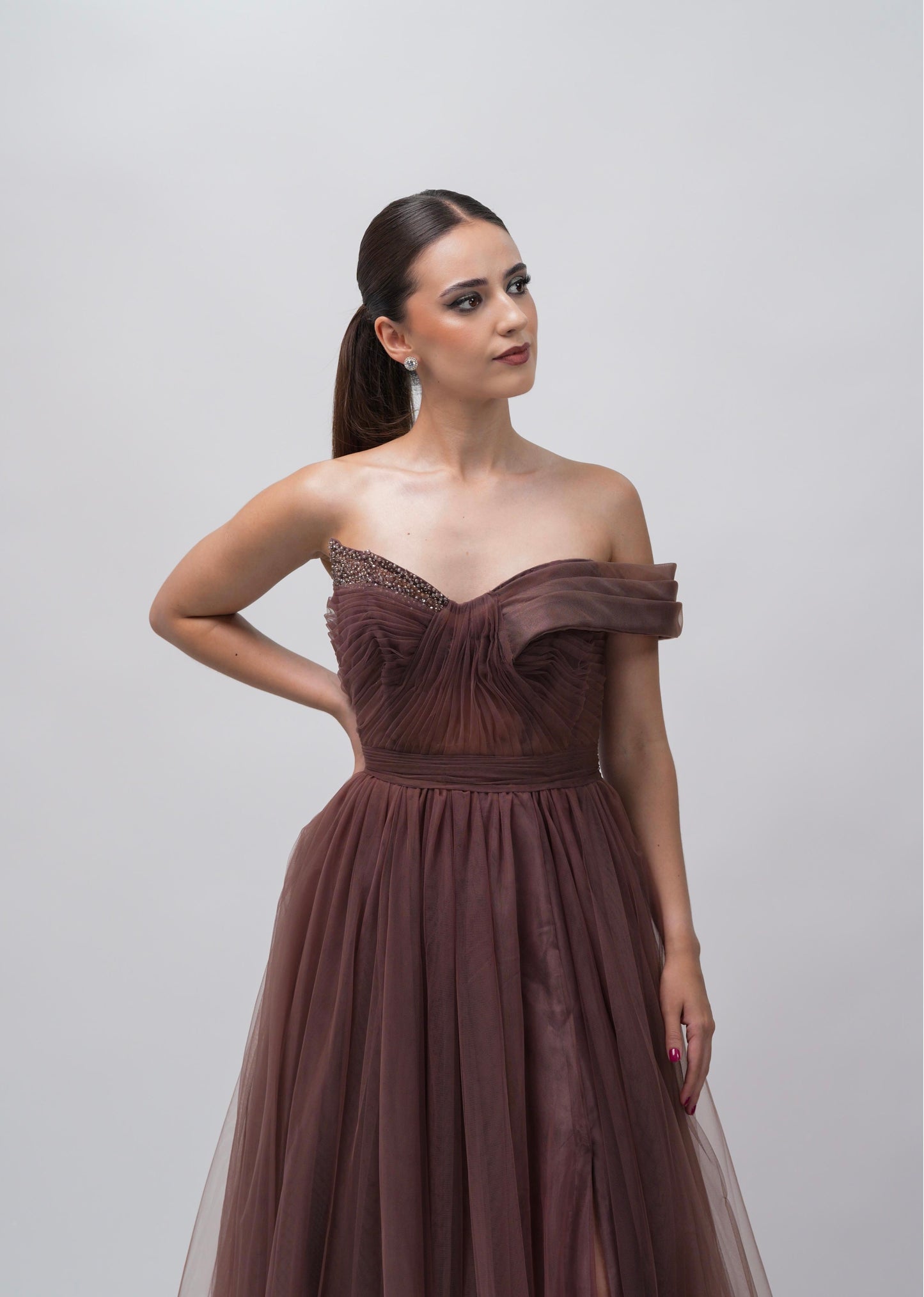 Vestido Cafe Corte Princesa una Manga Caida