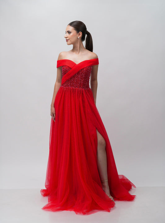 Vestido Rojo Corte Princesa Manga Caida Pedreria en Corset
