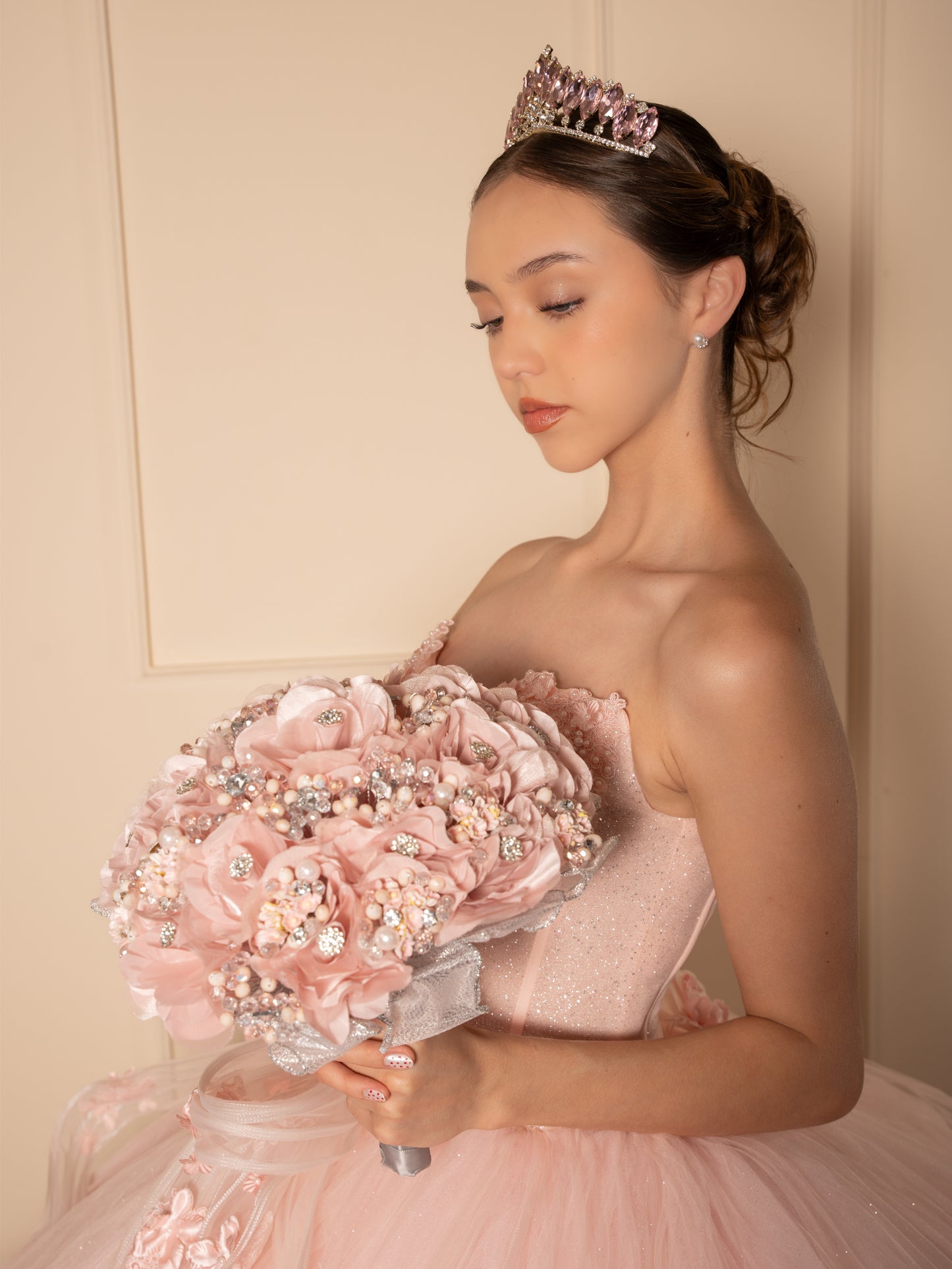 Vestido de XV Años Rosa Baby Moño en Falda y Gargantilla