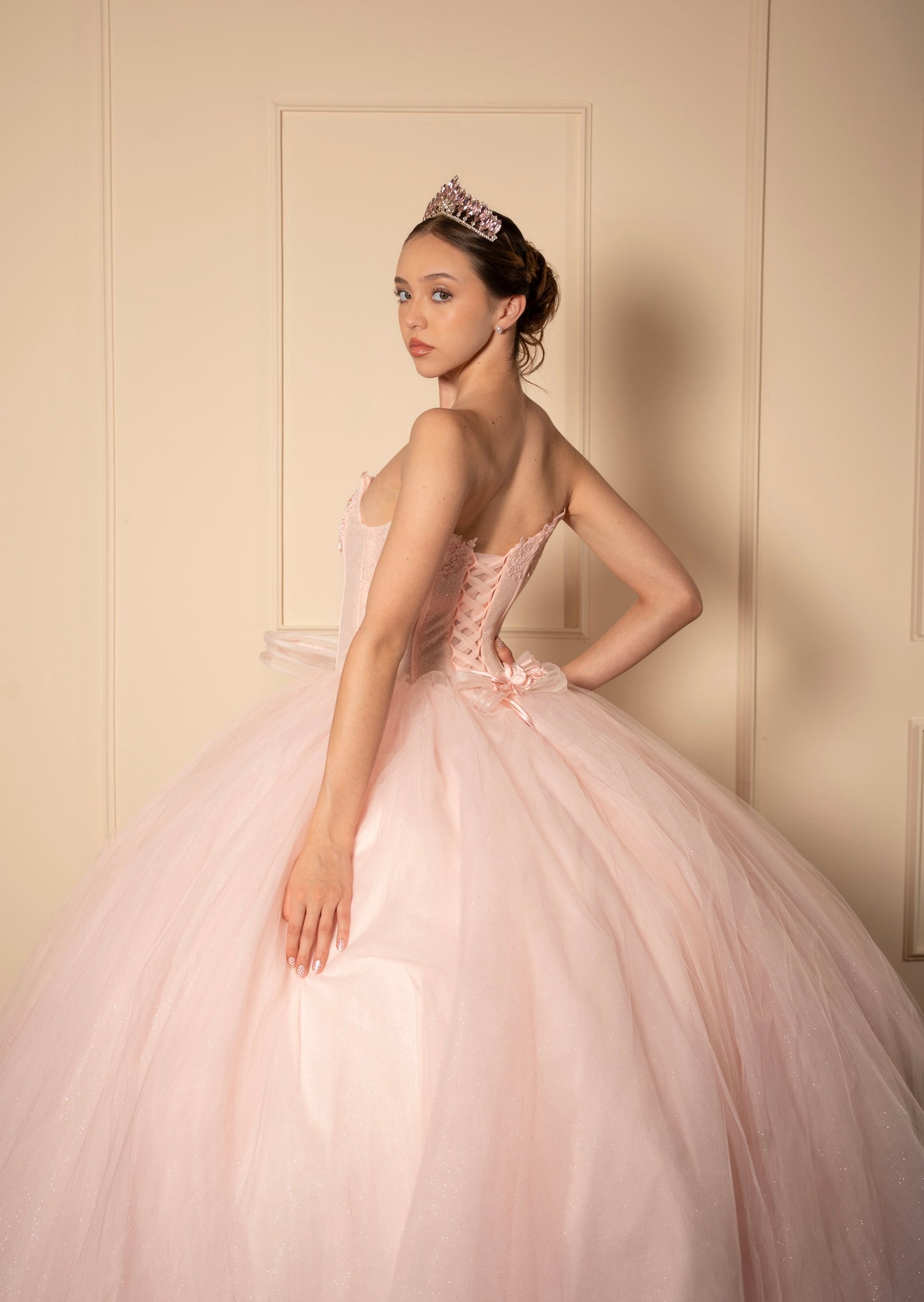 Vestido de XV Años Rosa Baby Moño en Falda y Gargantilla