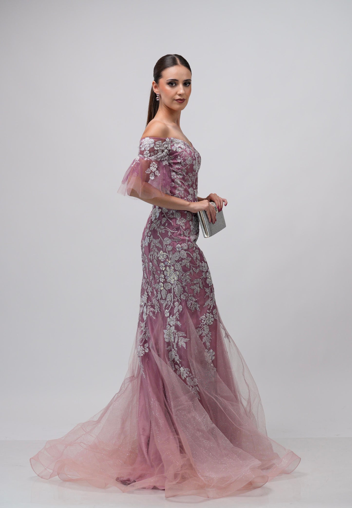 Vestido Rosa Corte Sirena Detalles Plateados