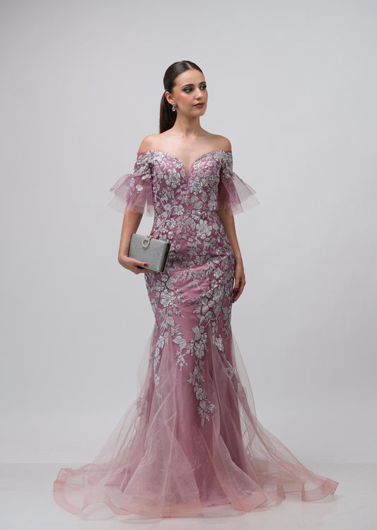 Vestido Rosa Corte Sirena Detalles Plateados