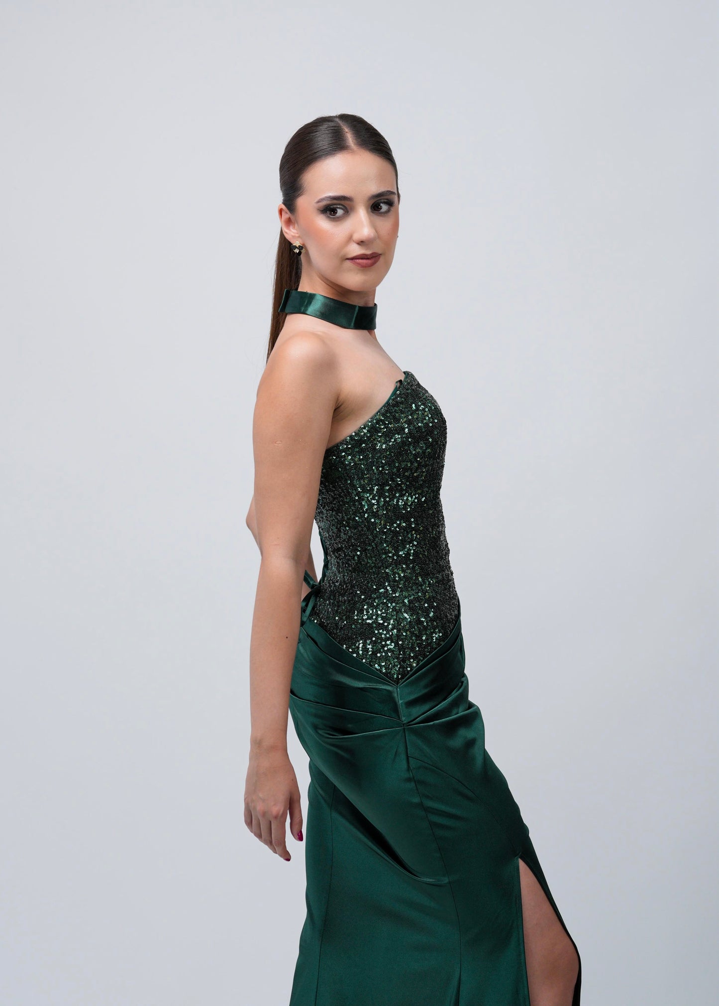 Vestido Straple Lentejuela En Pecho Falda Lisa