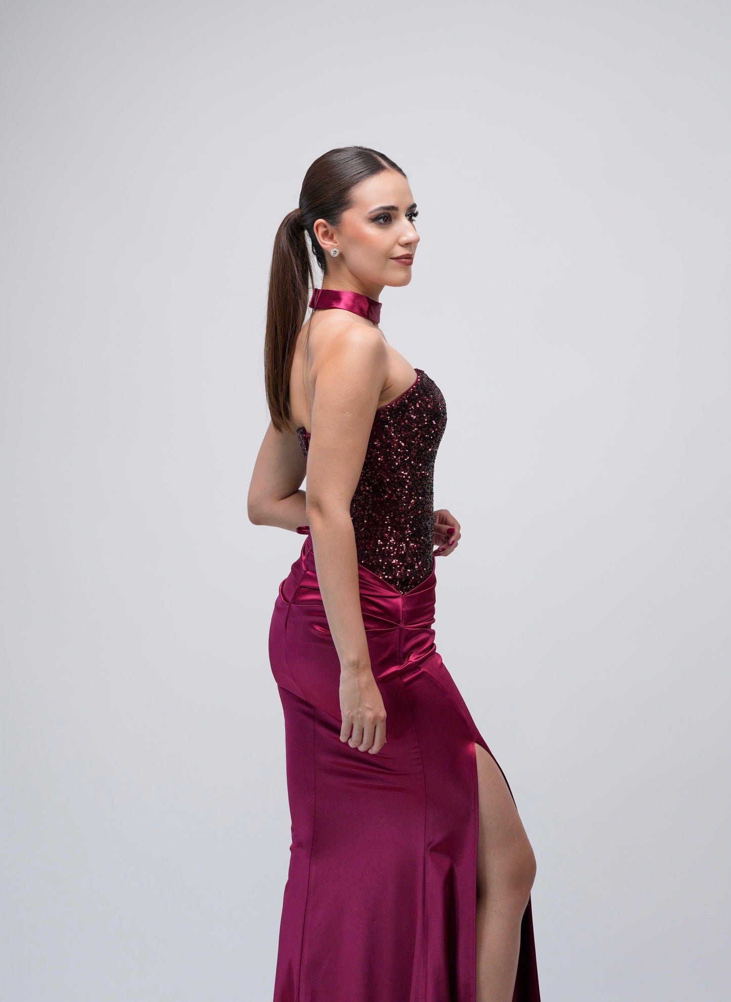 Vestido Straple Lentejuela En Pecho Falda Lisa