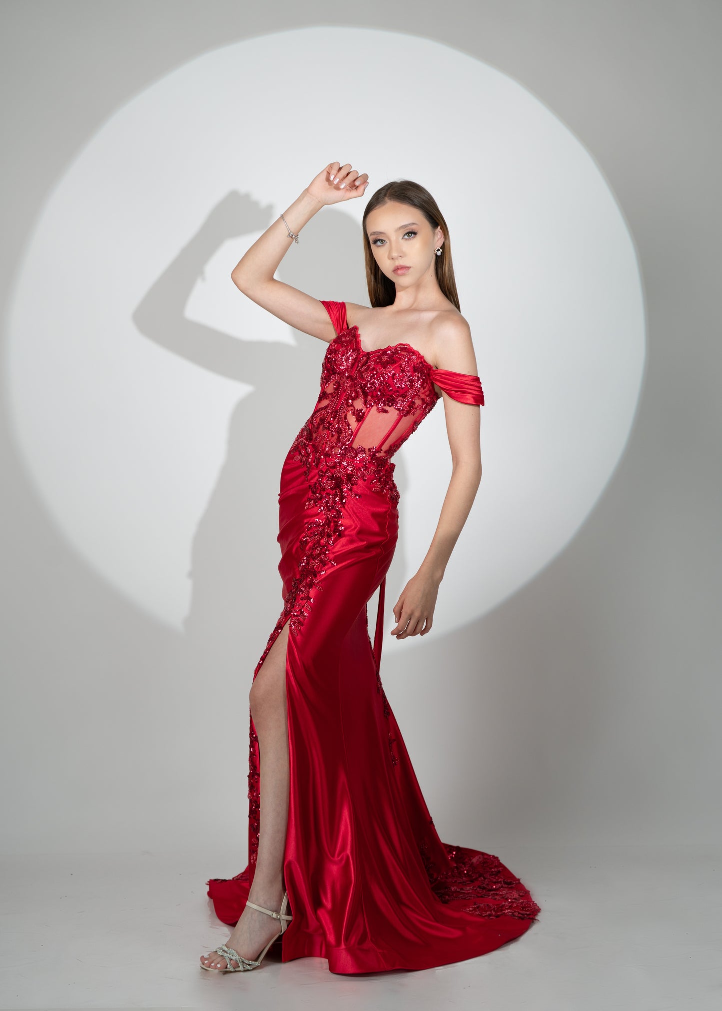 Vestido Rojo Manga Caida Diseño En Corset