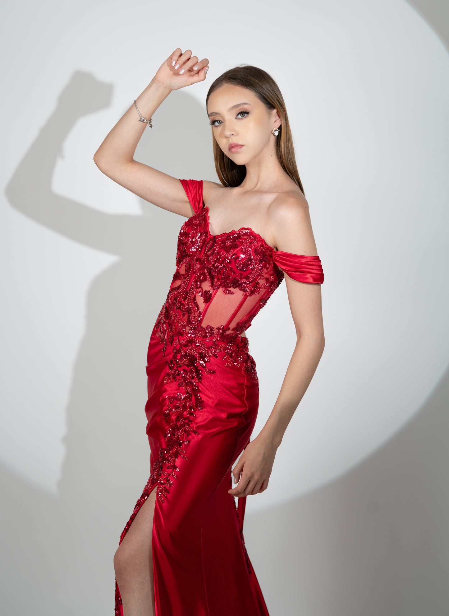 Vestido Rojo Manga Caida Diseño En Corset