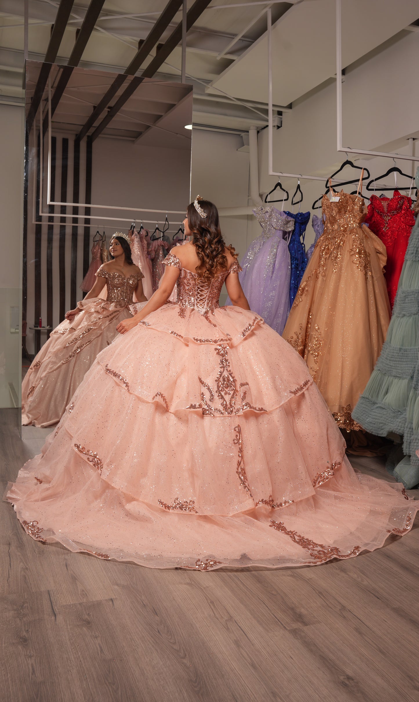 Vestido de XV Años Dorado Lentejuela Olanes