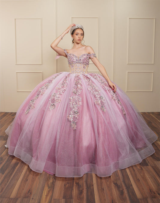 Vestido de XV Años Rosa Pedrería Tornasol en Corset con Moño Brillosos