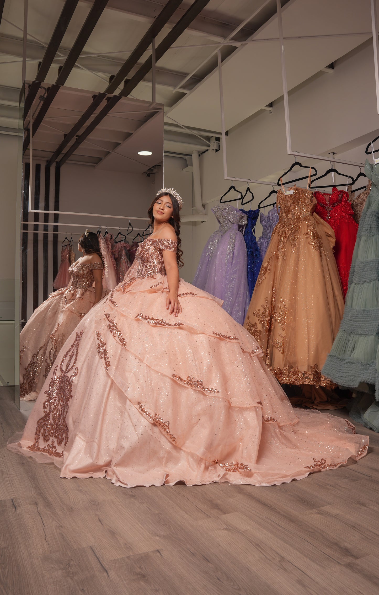 Vestido de XV Años Dorado Lentejuela Olanes