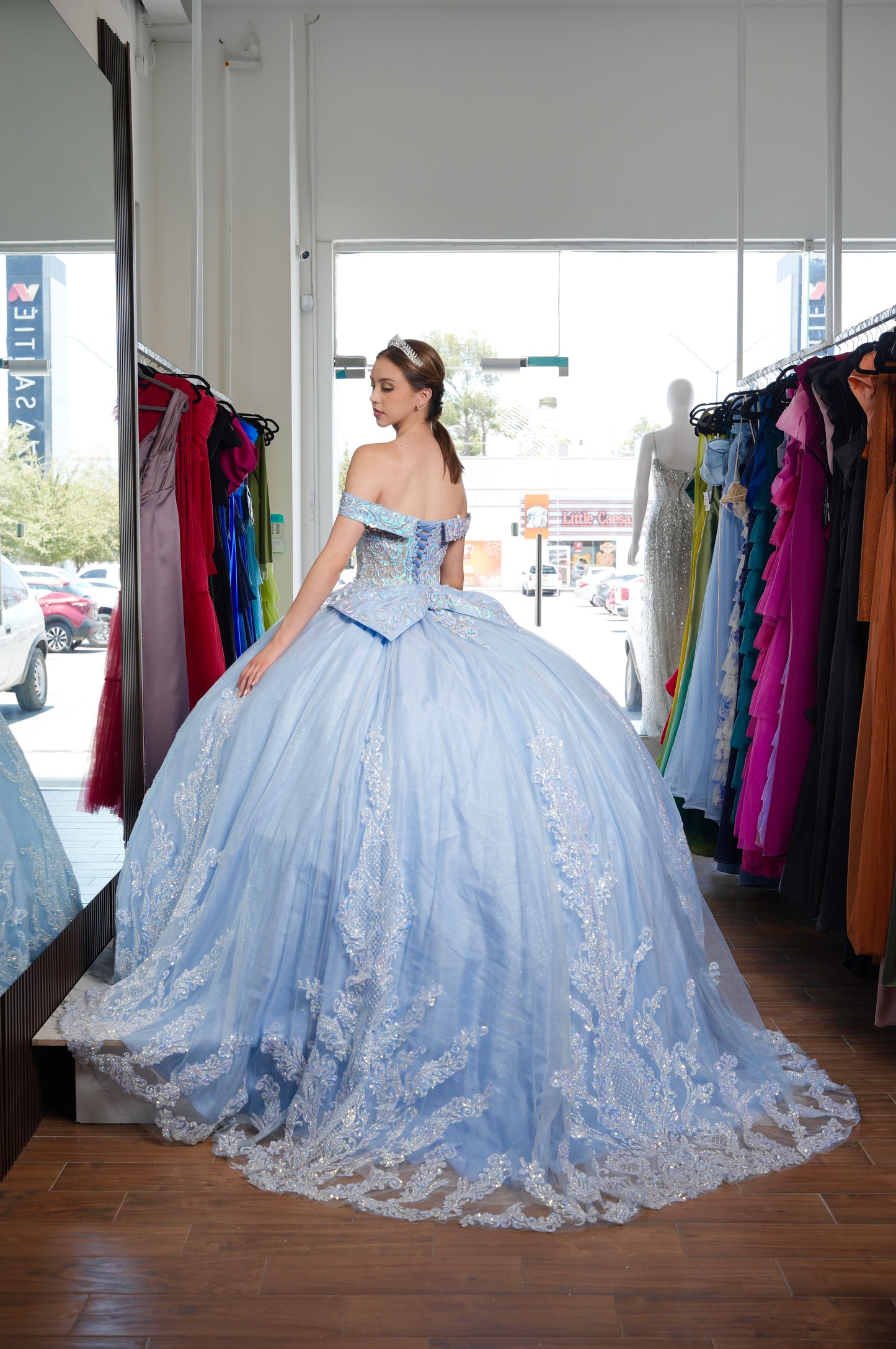 Vestido de XV Años Azul Cielo Glitter Tornasol con Moño
