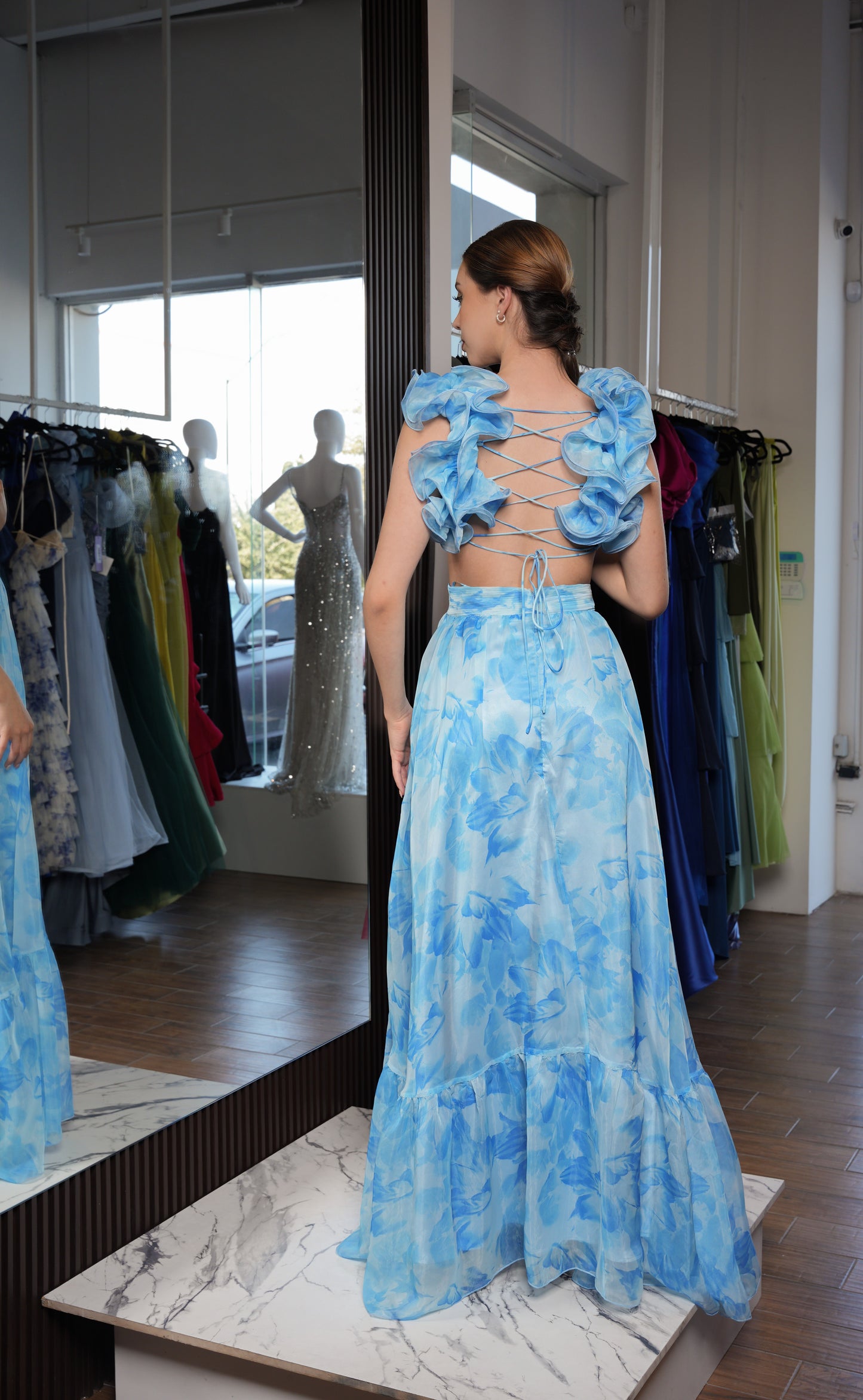 Vestido Azul Floreado Abdomen en Triangulo de Corset