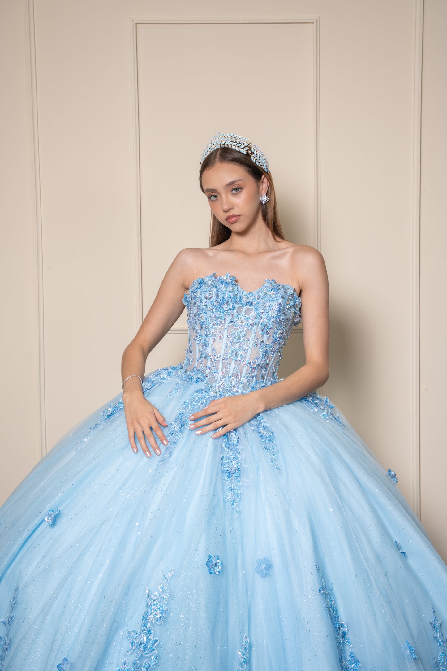 Vestido de XV Años Vestido Azul Cielo Lentejuela Tornasol Estraple