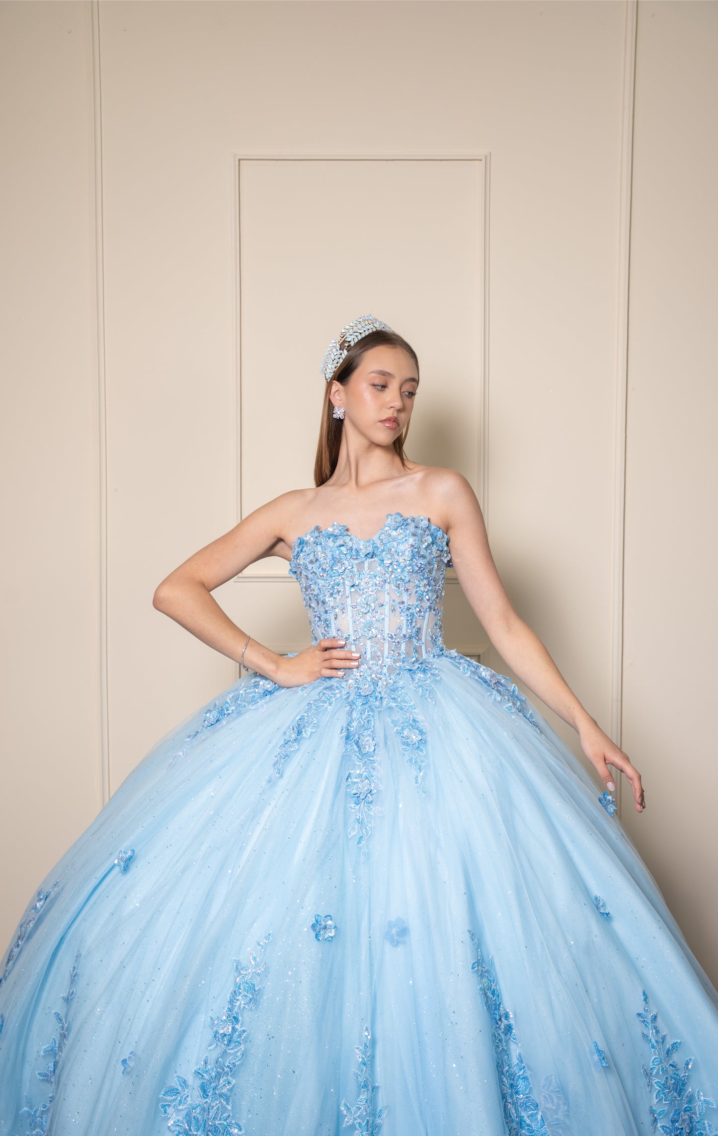 Vestido de XV Años Vestido Azul Cielo Lentejuela Tornasol Estraple