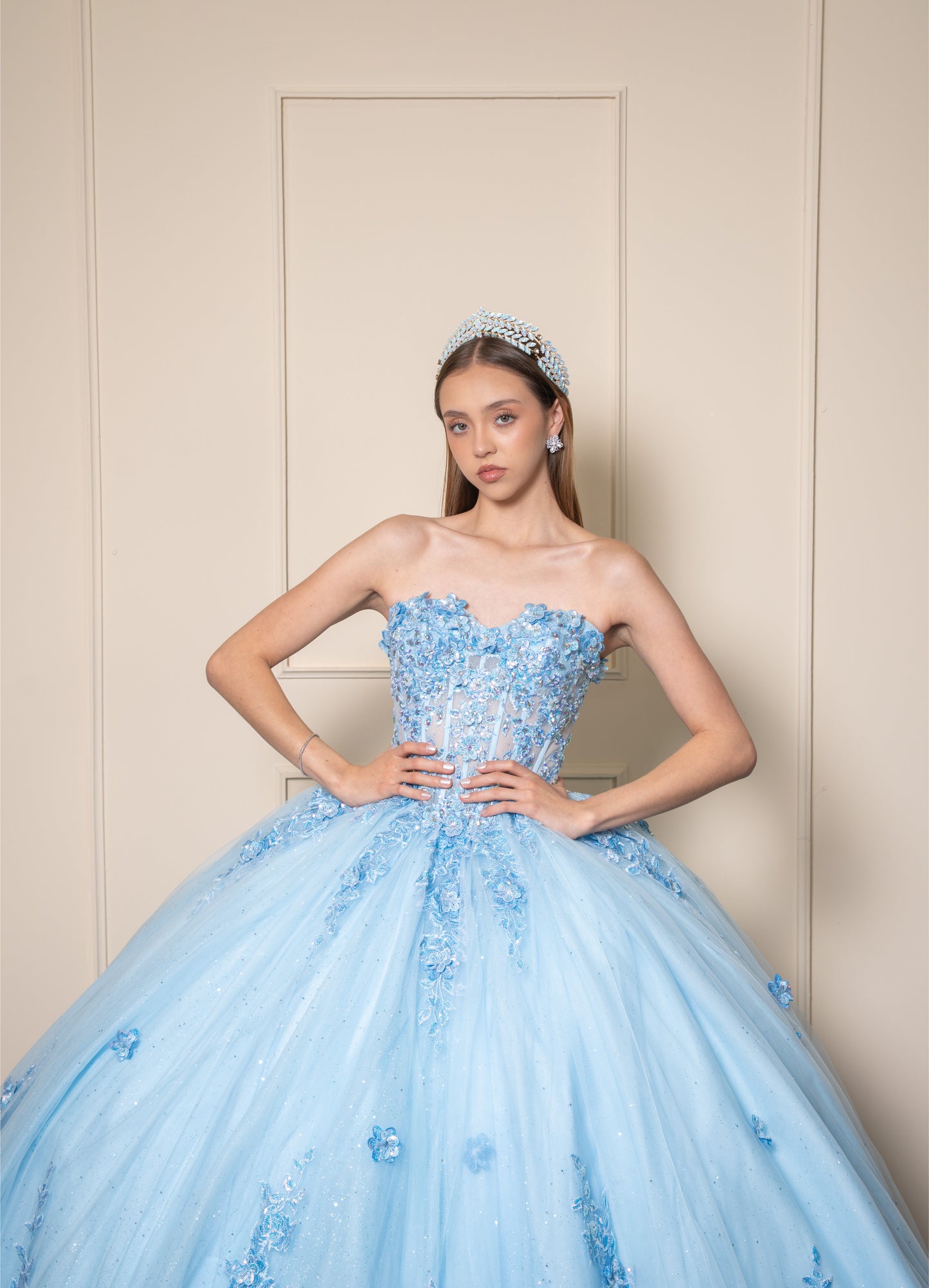 Vestido de XV Años Vestido Azul Cielo Lentejuela Tornasol Estraple