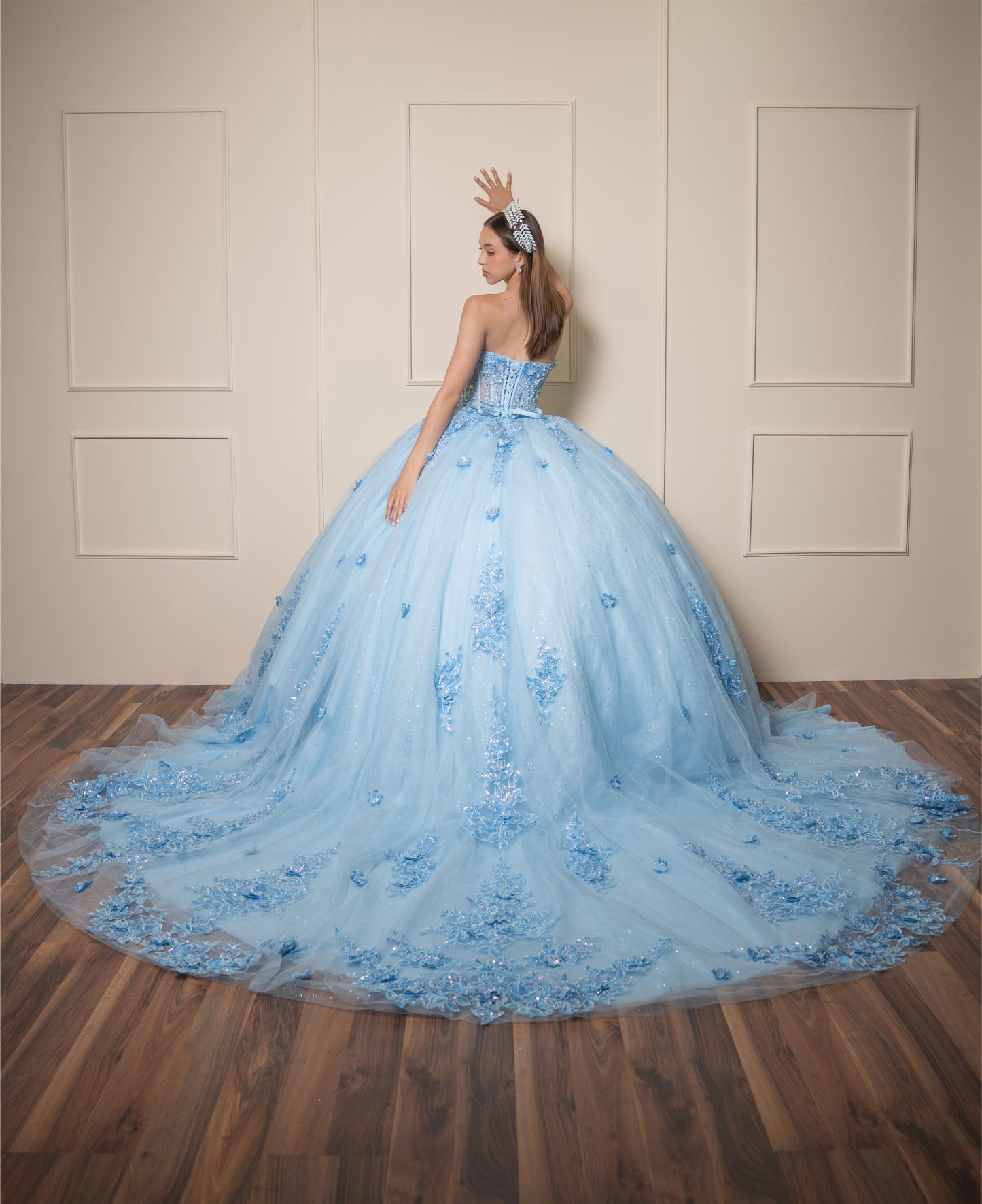 Vestido de XV Años Vestido Azul Cielo Lentejuela Tornasol Estraple