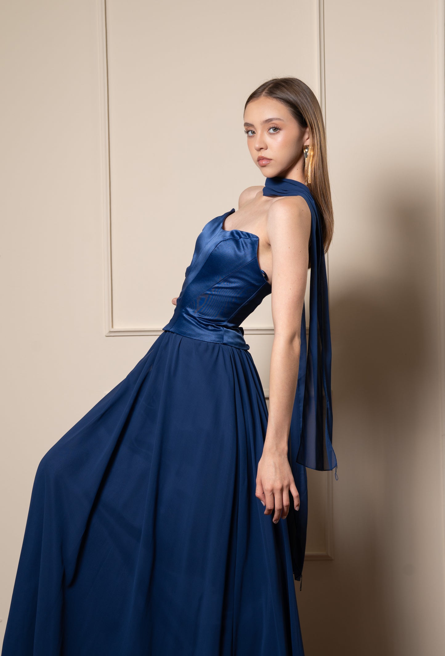 Vestido Azul Marino Straple Corset Con Olan