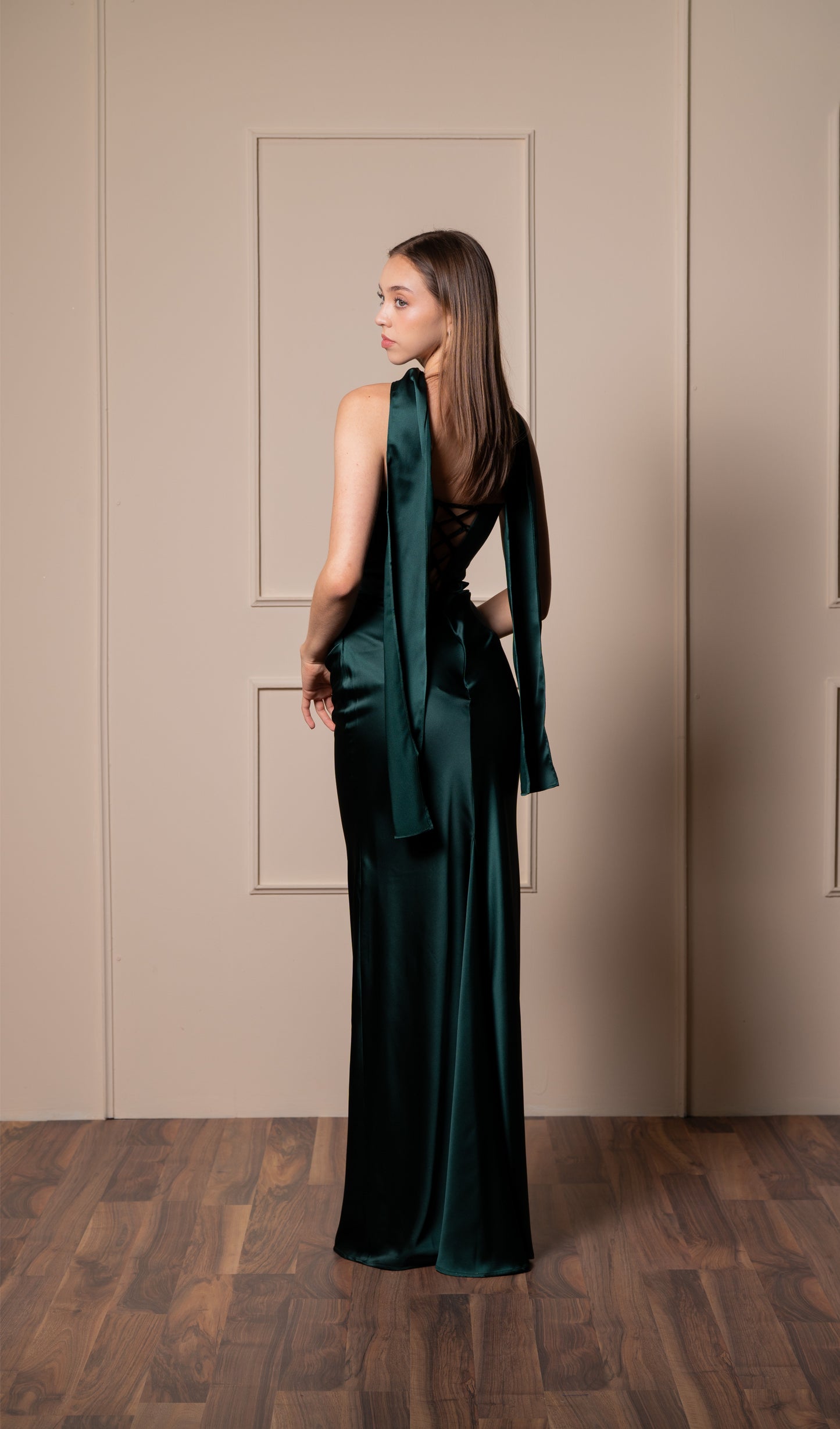 Vestido Verde Esmeralda Straple De Corset Con Estola