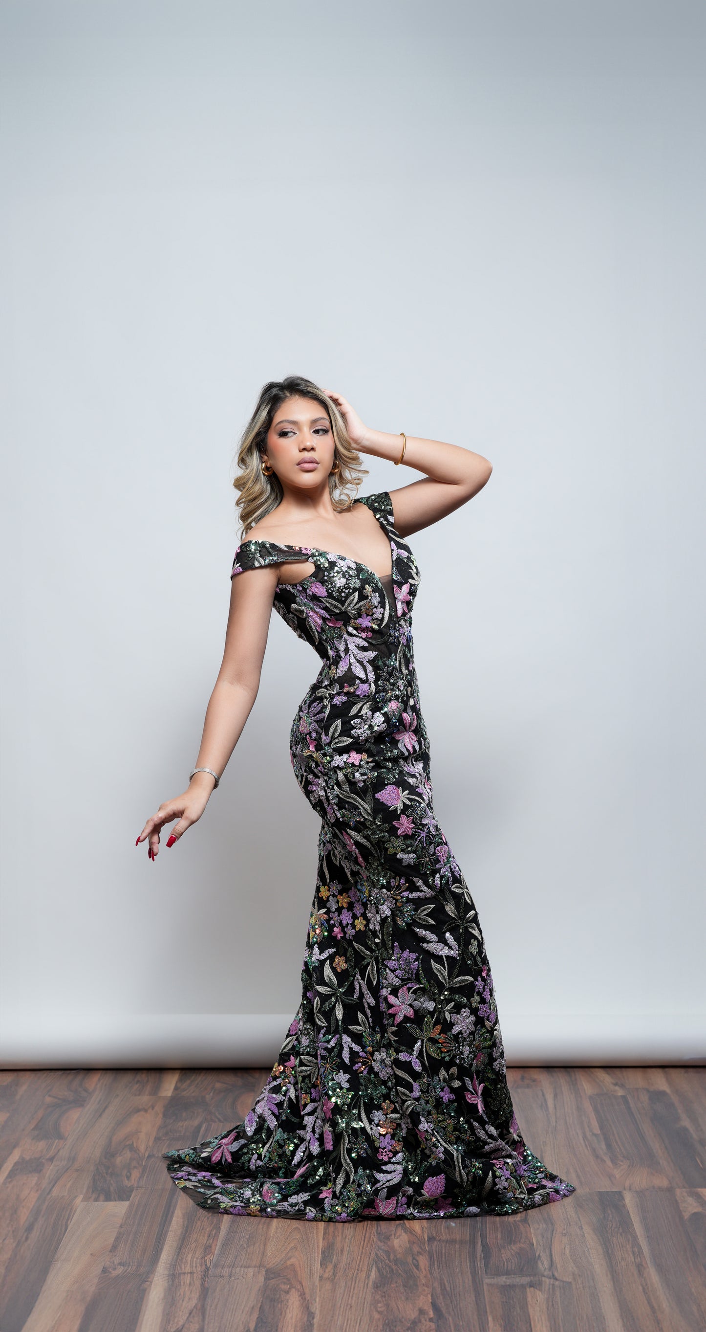 Vestido Floreado Corte Sirena