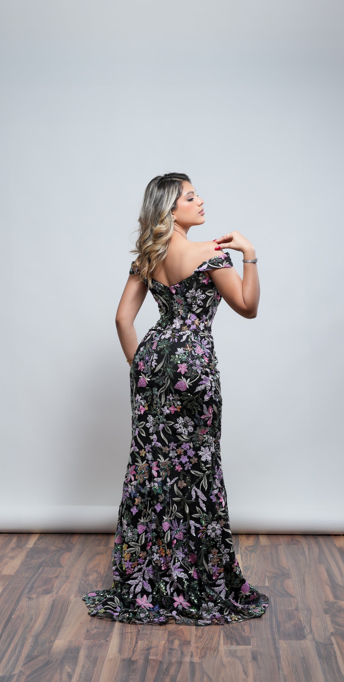 Vestido Floreado Corte Sirena