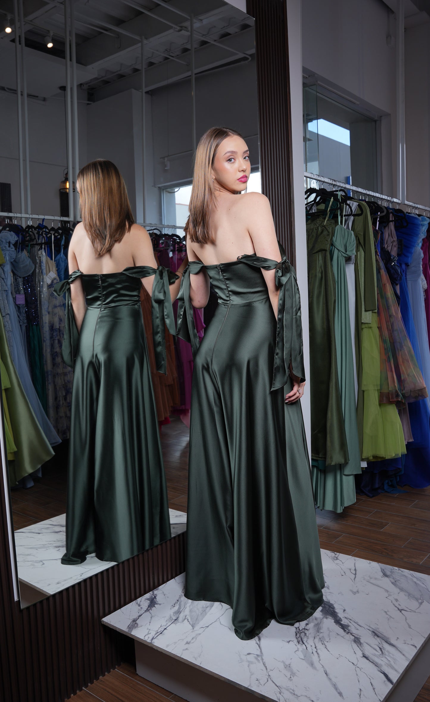 Vestido Verde Olivo Nudos Corte A