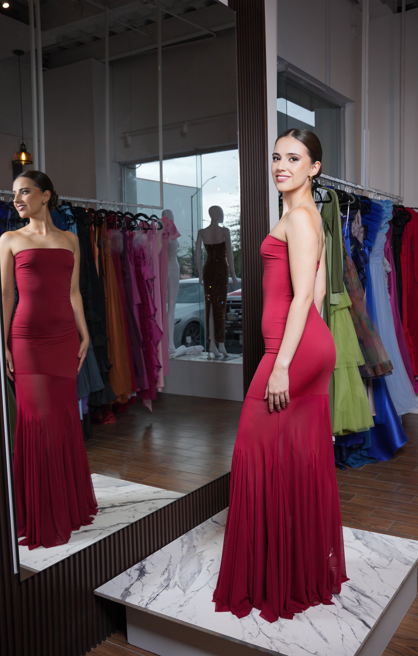 Vestido Straple Falda Transparencia