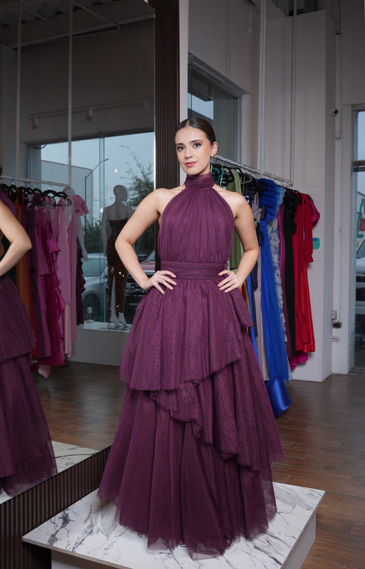 Vestido Morado de Tul Cuello Halter Espalda Descubierta