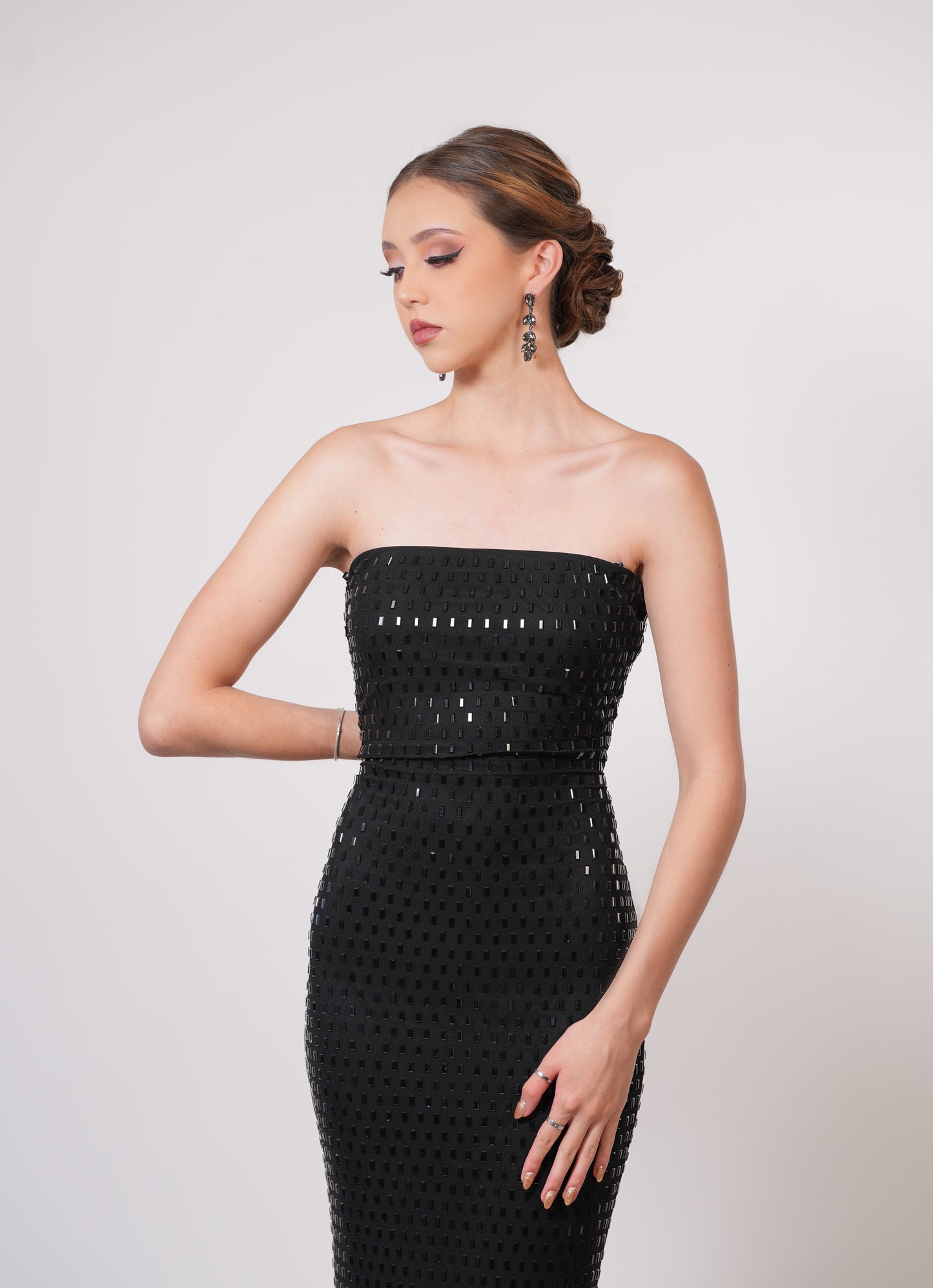 Vestido Negro Straple Midi Espejos