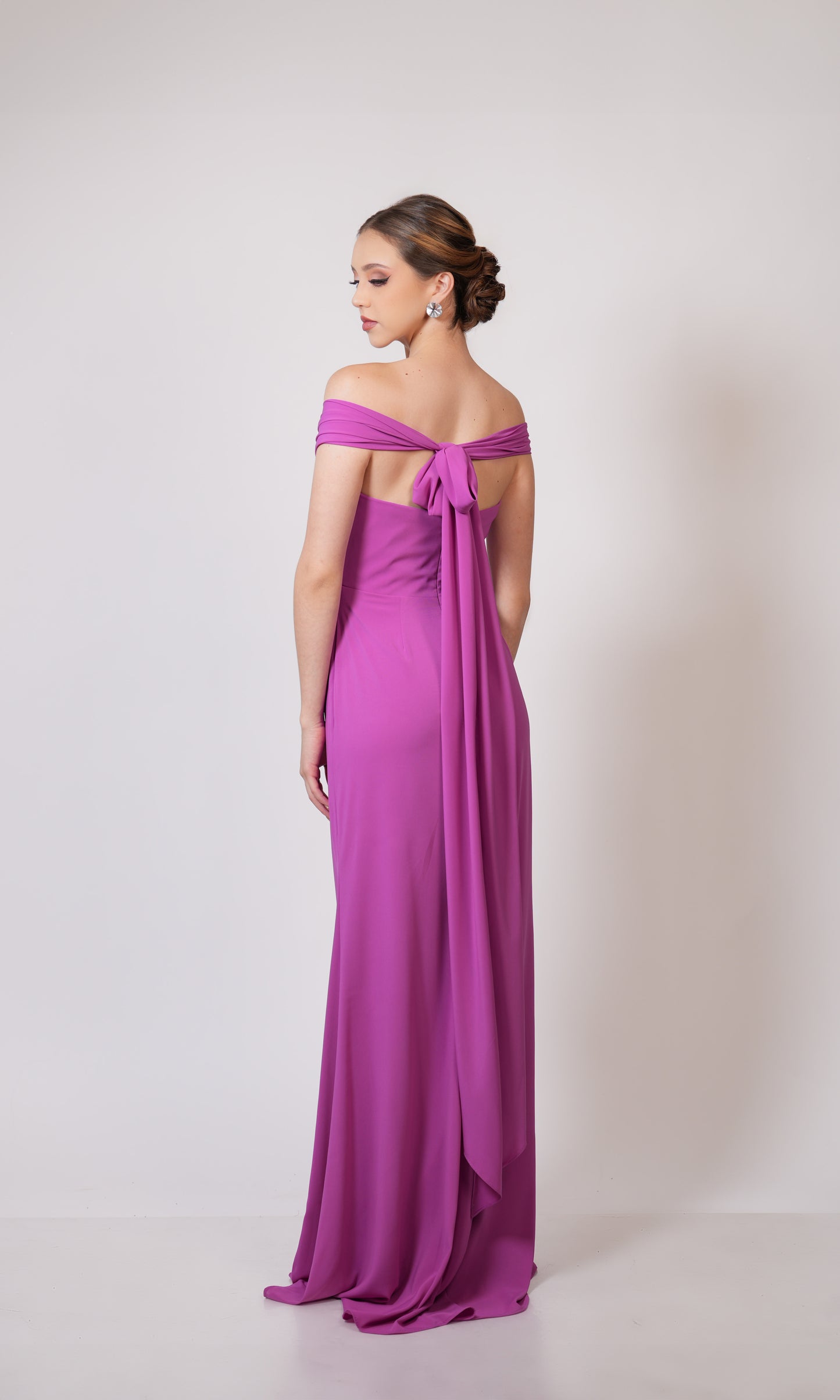 Vestido Rosa Magenta Corrugado con Estola