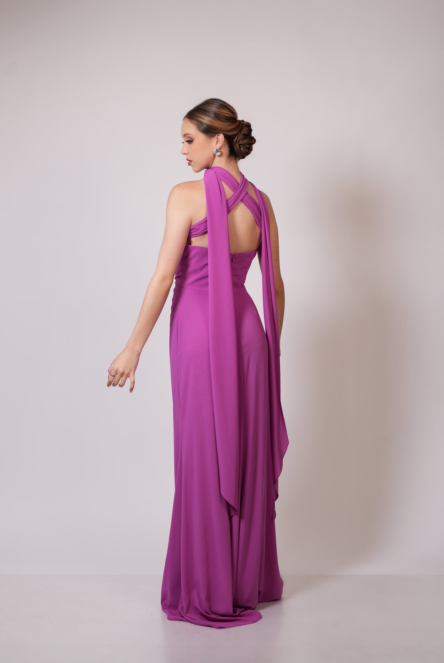 Vestido Rosa Magenta Corrugado con Estola