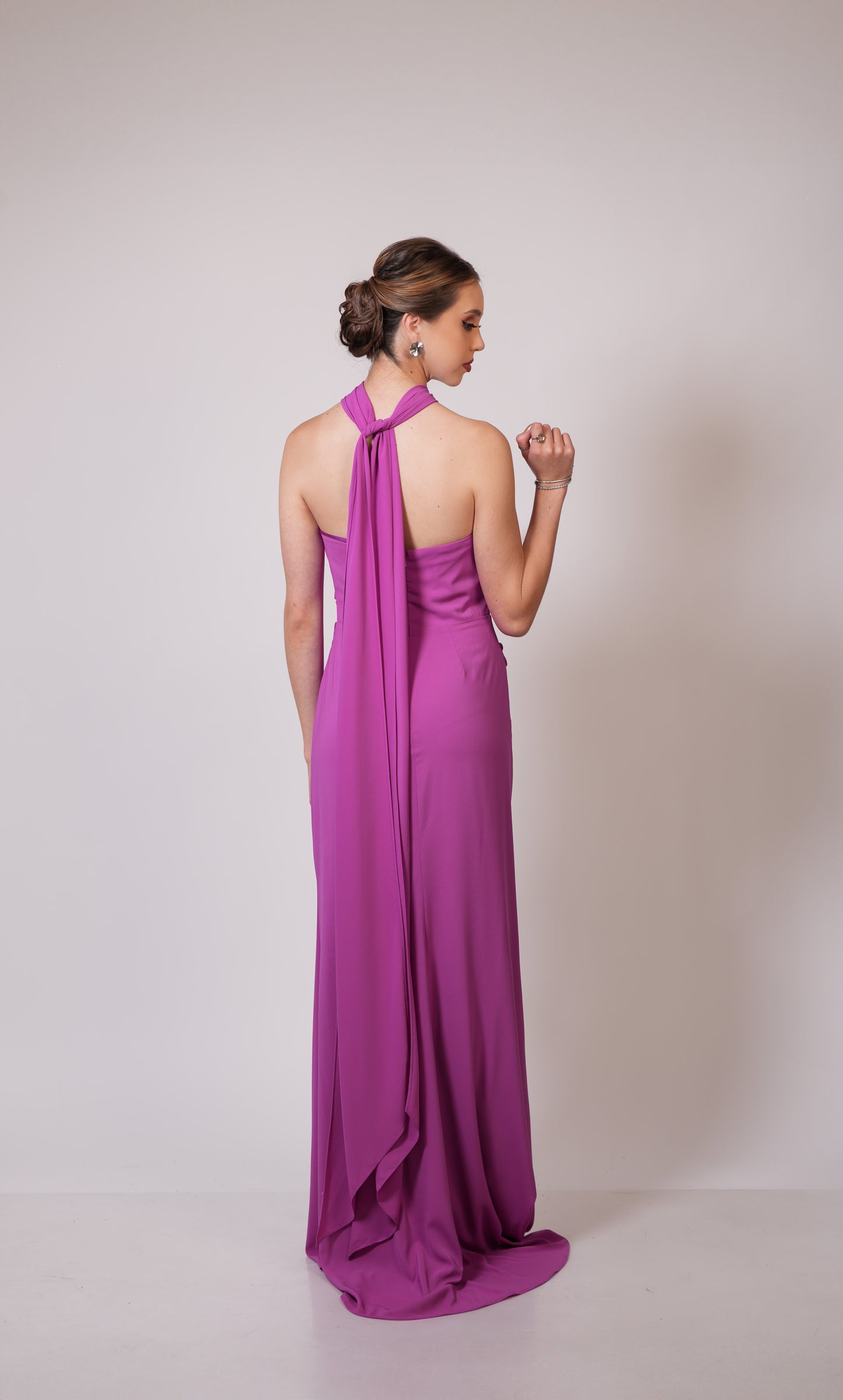 Vestido Rosa Magenta Corrugado con Estola
