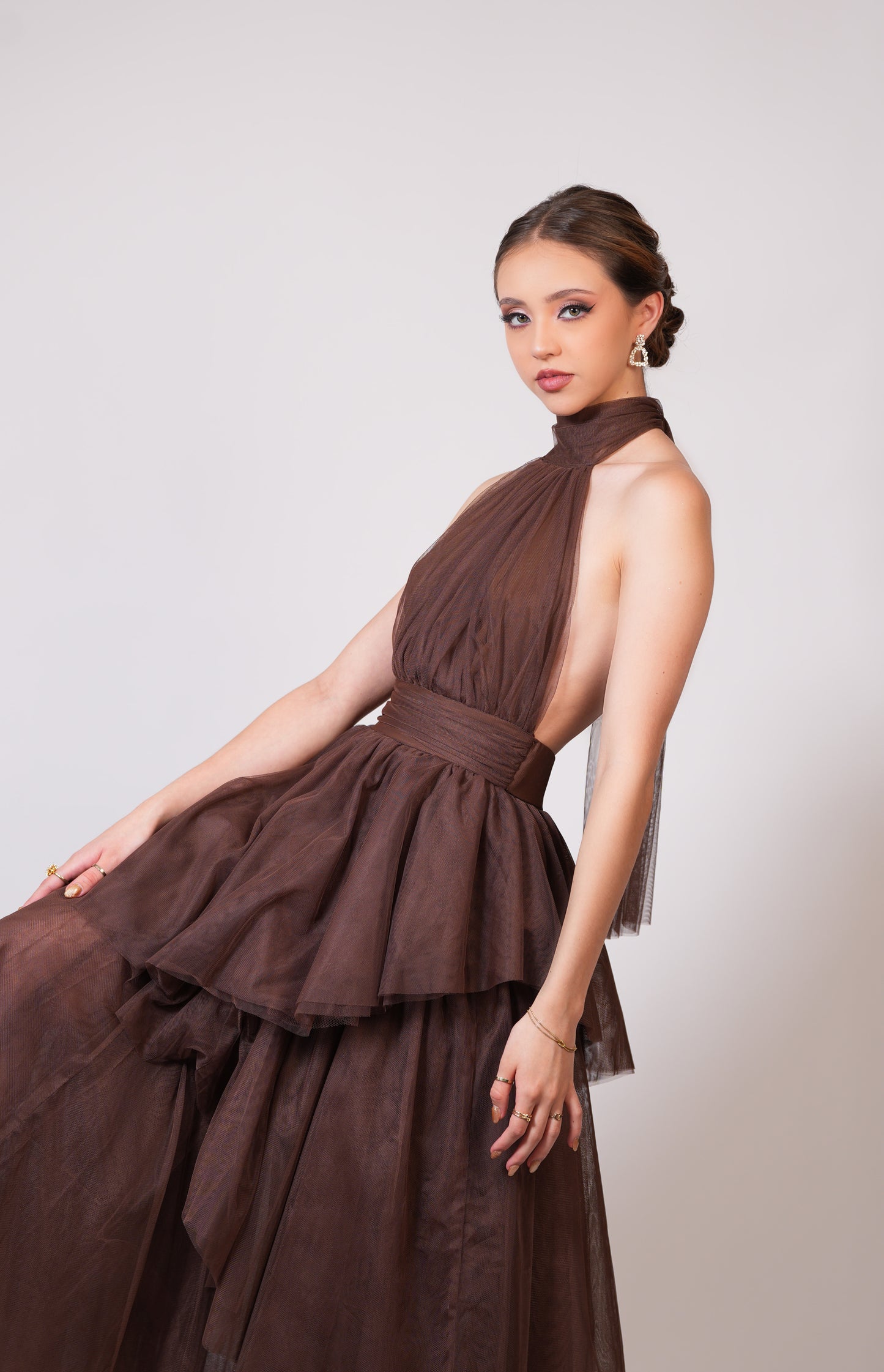 Vestido Cafe Cuello Halter Olanes