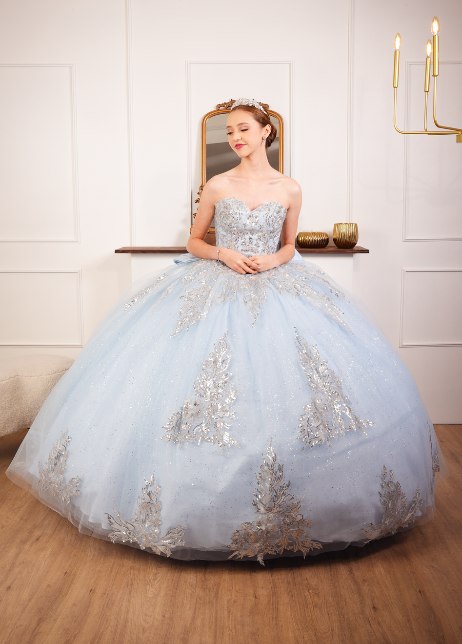 Vestido de XV Años Azul Cielo Lentejuela Strapless Con Moño