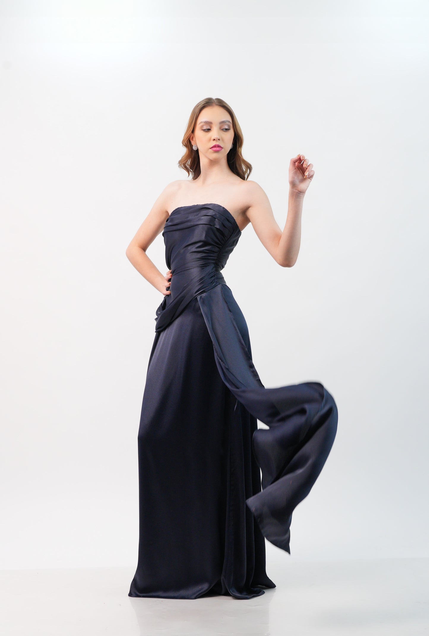 Vestido Azul Marino Straple Corrugado Con Banda