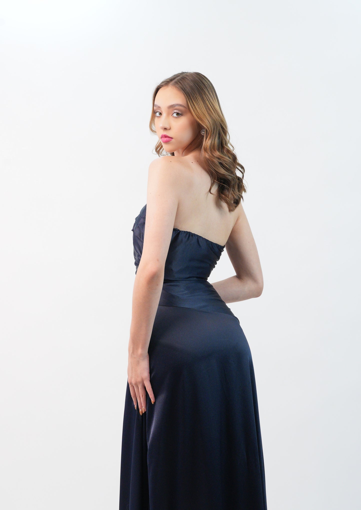 Vestido Azul Marino Straple Corrugado Con Banda