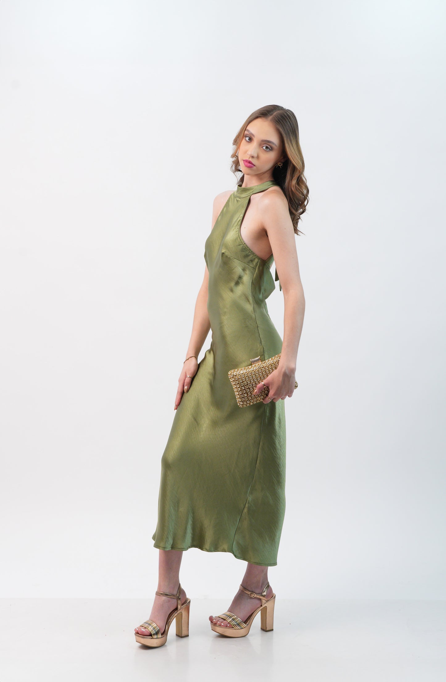 Vestido Halter Espalda Baja Midi