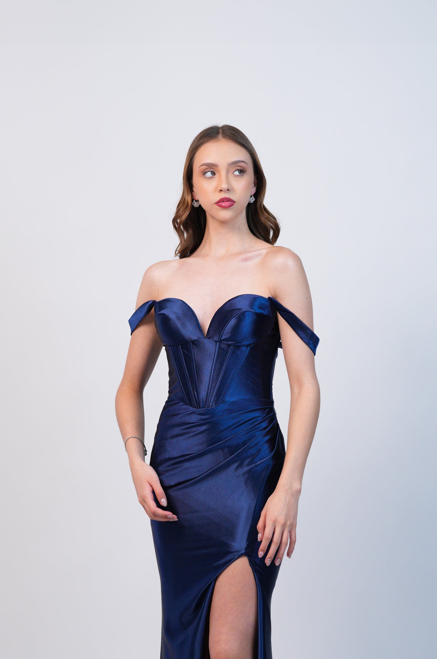 Vestido Azul Marino Tirantes Escote Corazon