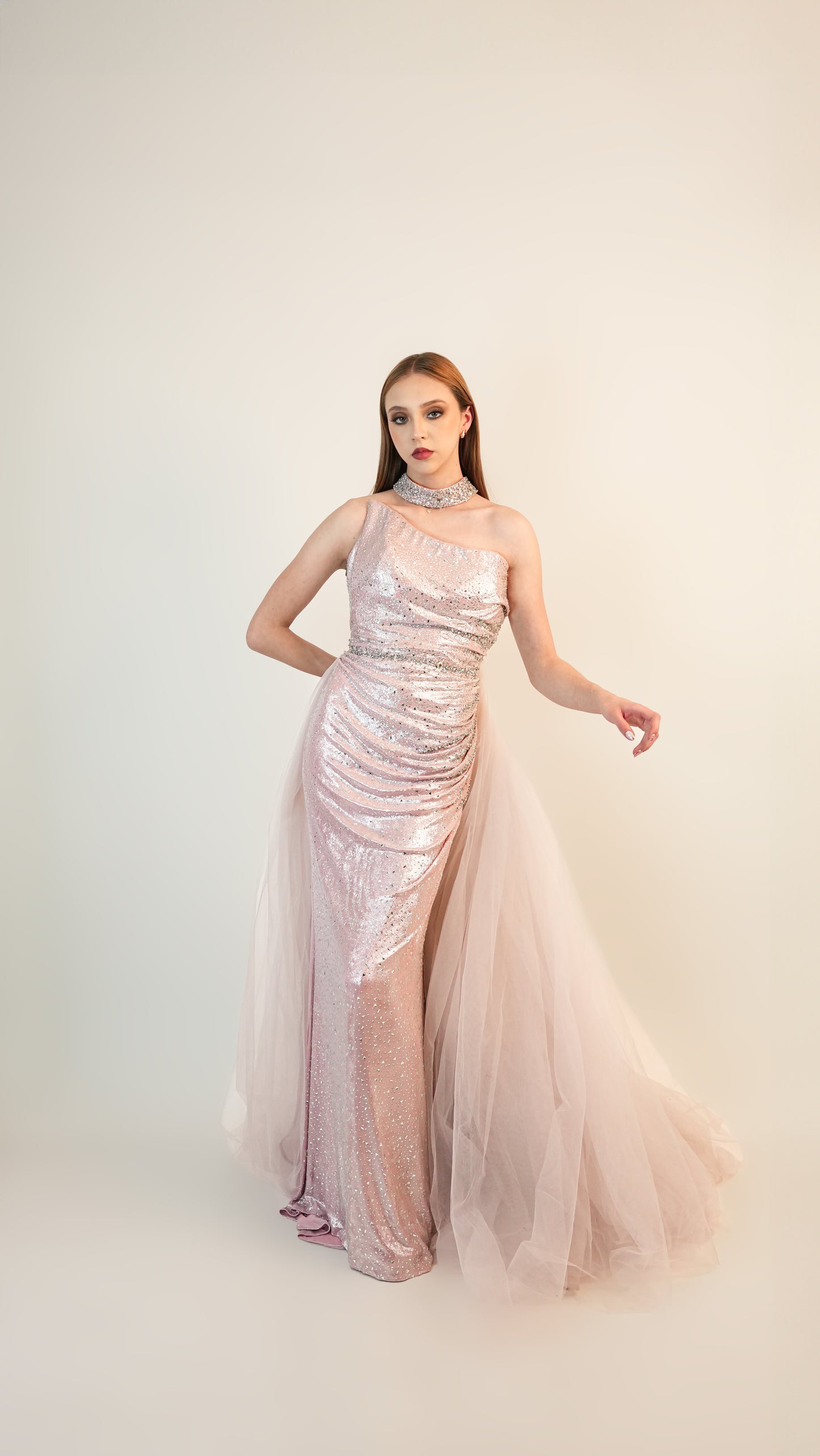 Vestido Rosa Palo Pedreria Con Copa