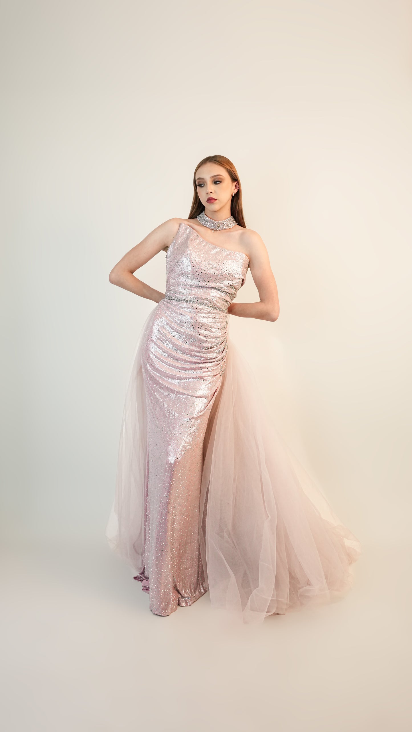 Vestido Rosa Palo Pedreria Con Copa