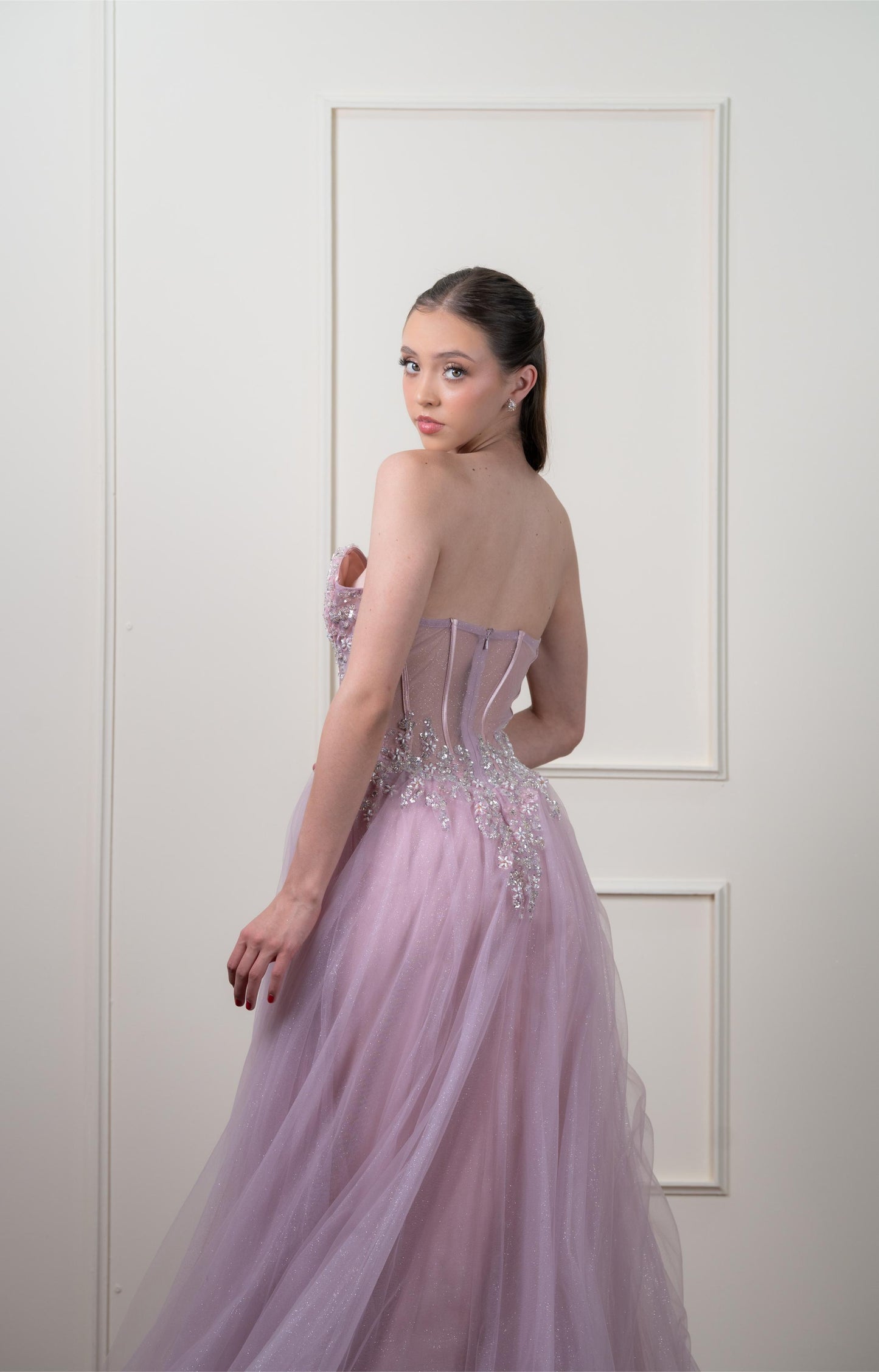 Vestido Rosa Straple Pedreria Flores Y Capa