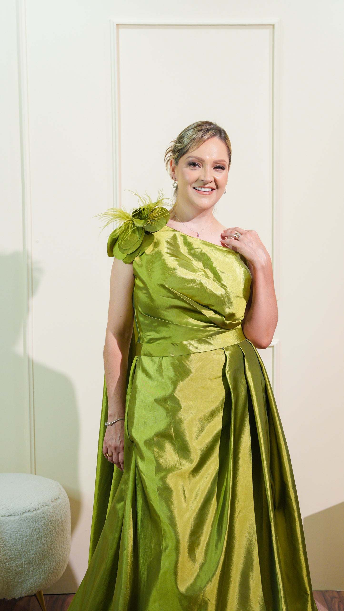 Vestido Verde Lima Un Tirante Con Estola