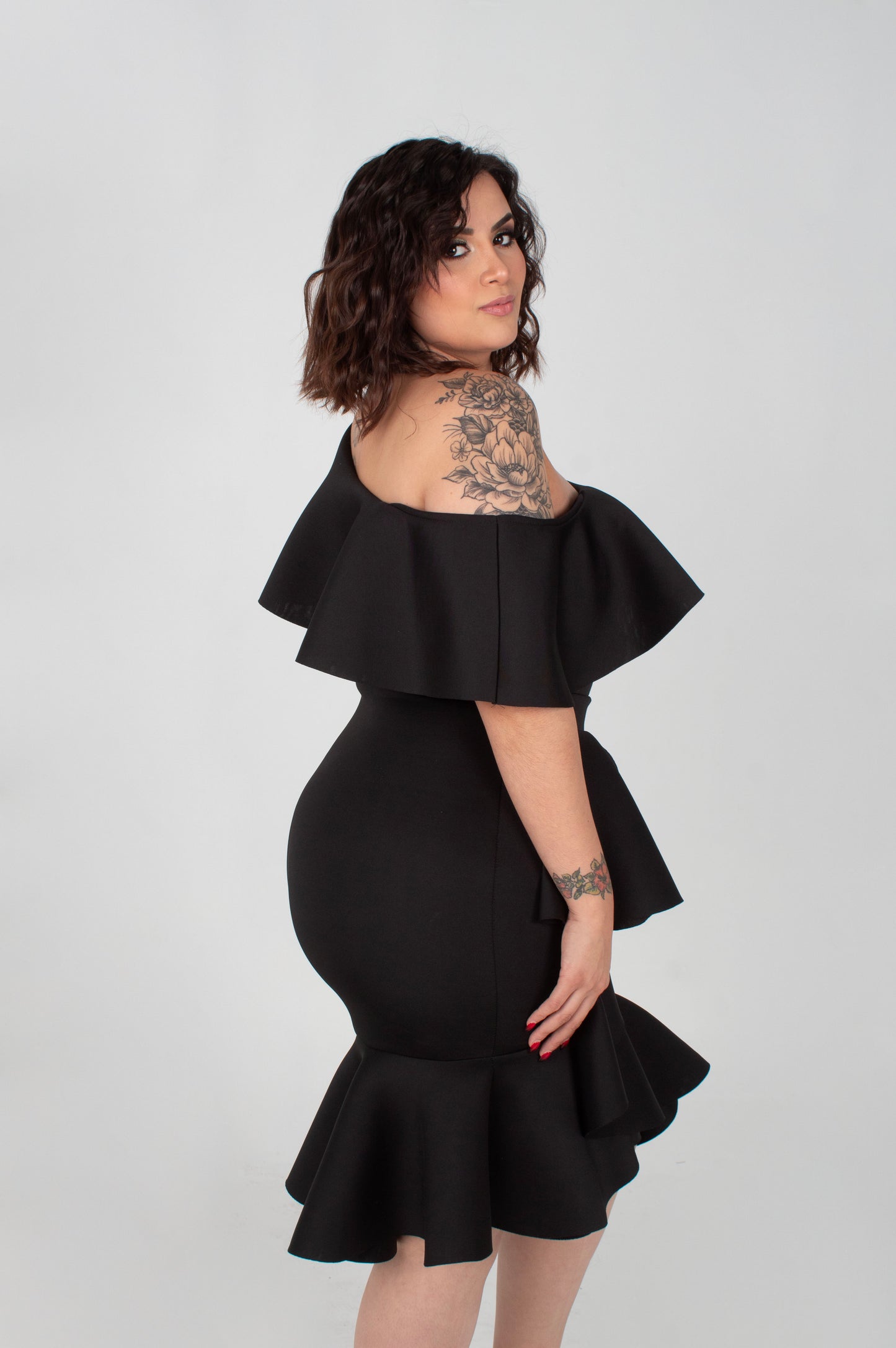 Vestido Olanes A Un Costado Midi