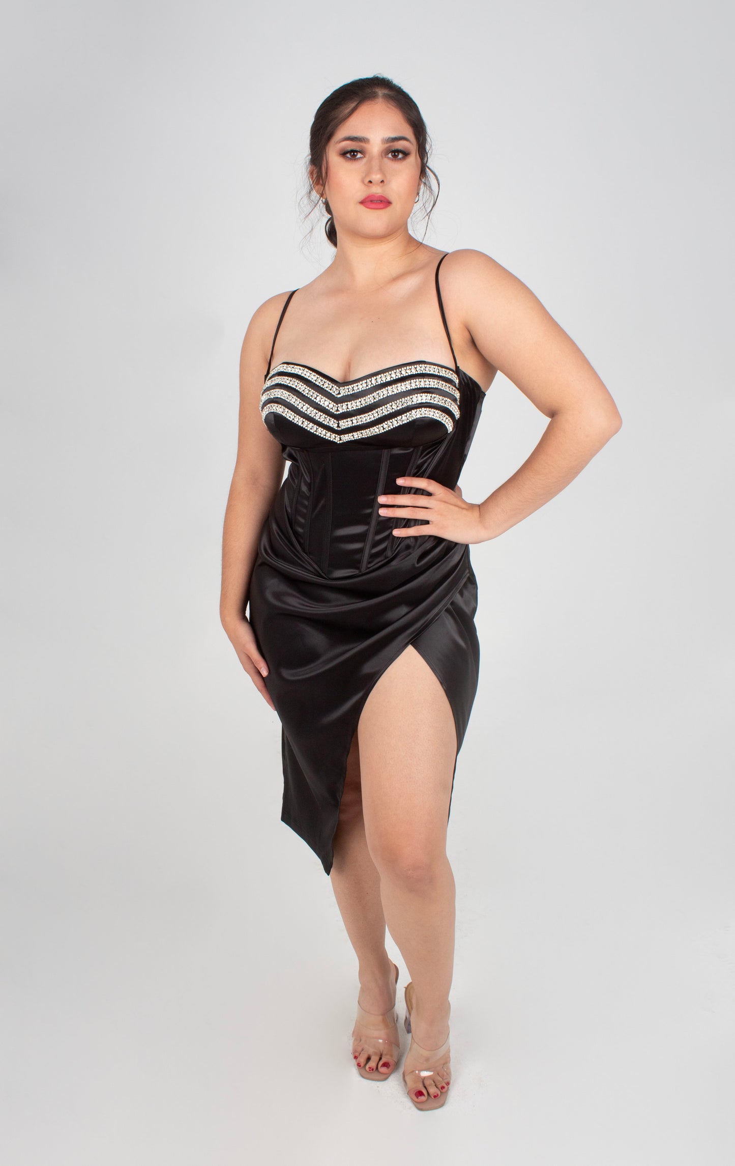 Vestido Corset Piedras En Copas Corto