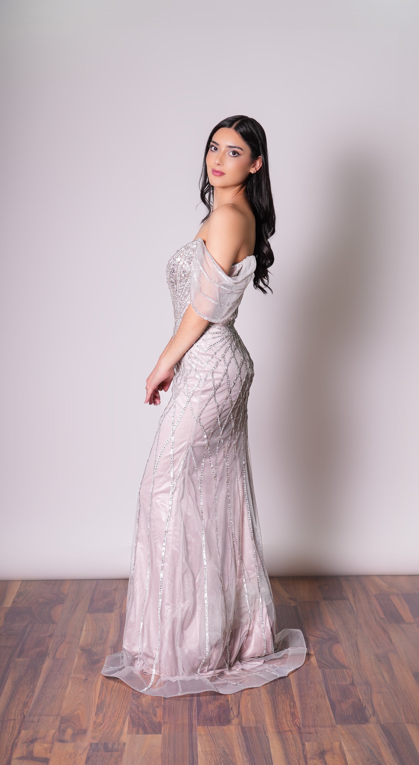 Vestido Plata Lentejuela Straple Manga Ampona