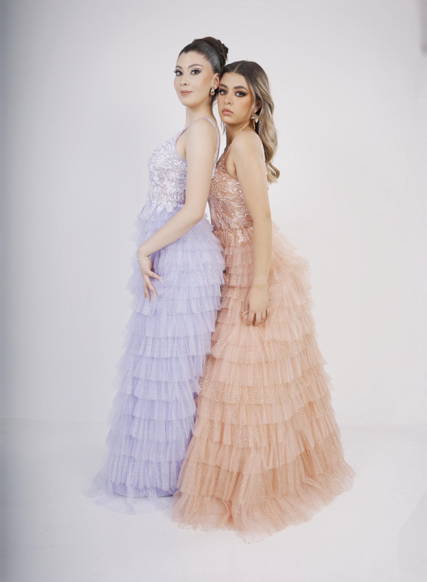 Vestido Con Olanes En Tablones Y Estampado