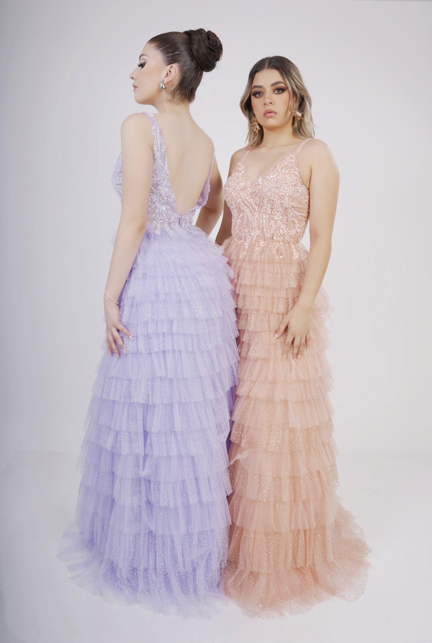 Vestido Con Olanes En Tablones Y Estampado