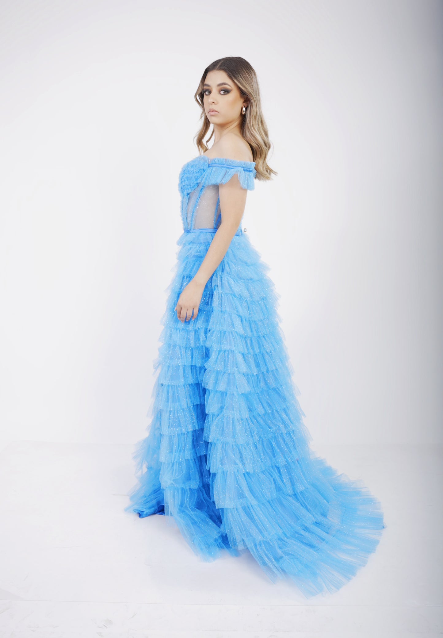 Vestido Con Olanes En Tablones Brilloso