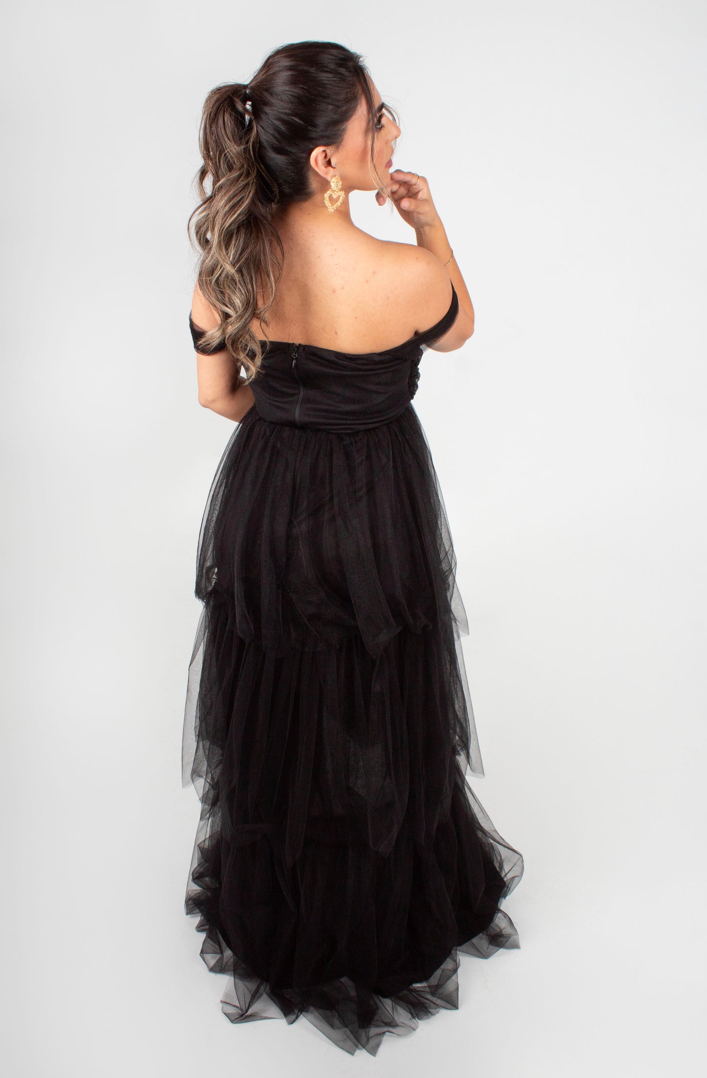 Vestido Estraple Olanes Manga Caida